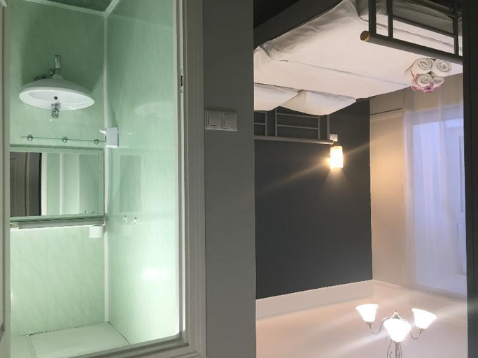Bathroom 2, OK Hotel, Riga