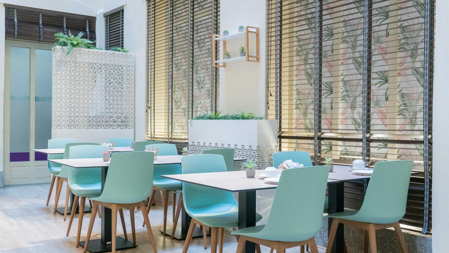 Food & Drinks 5, Hotel Sardinero Madrid, Madrid