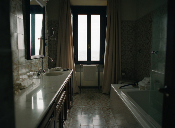 Bathroom 5, La Posta Vecchia Hotel, Rome