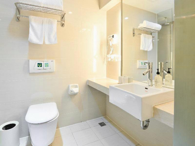 Bathroom 4, JI Hotel Shanghai Jingan Temple Kangding Road, Shanghai