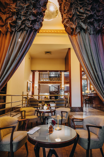 Food & Drinks 5, Grand Hotel International, Praha 6