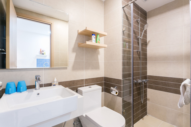 Bathroom 4, River Gate Apartment Saigon HCMC, District 4