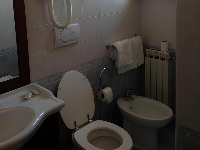 Bathroom 3, Hotel Pina Ristorante, Teramo