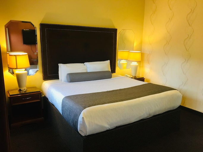 Others 4, Hotel Frontiere, Tijuana