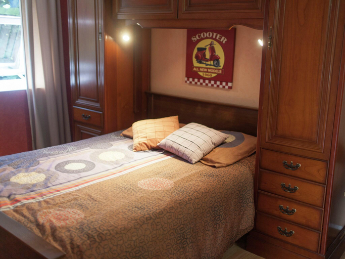 Bedroom 2, Cozy chalet with garden and pond view, Somme