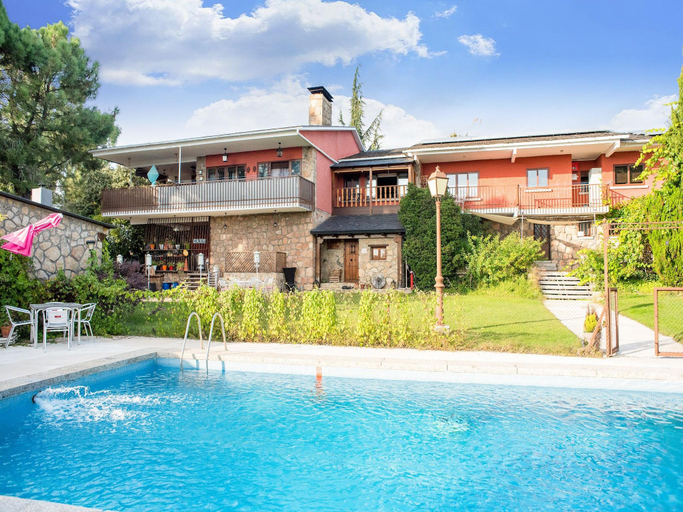 Sport & Beauty 2, Flat in Galapagar with Spa and Mountain Views, Madrid