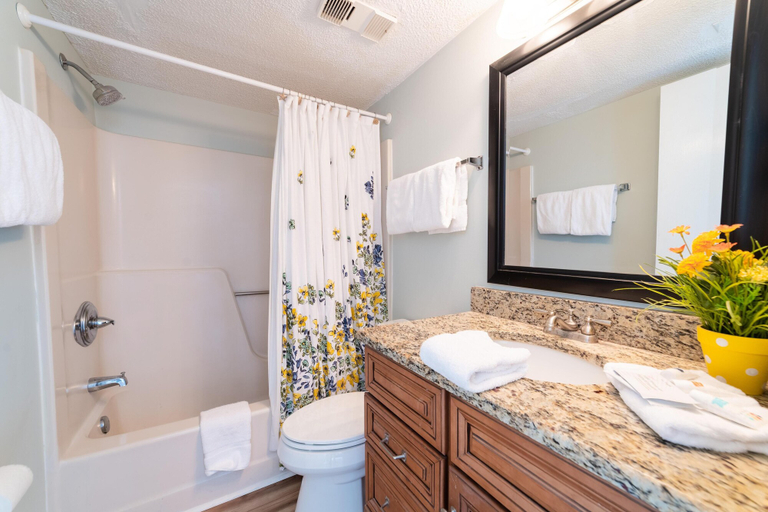 Bathroom 3, Seaside Beach & Racquet 3504, Baldwin