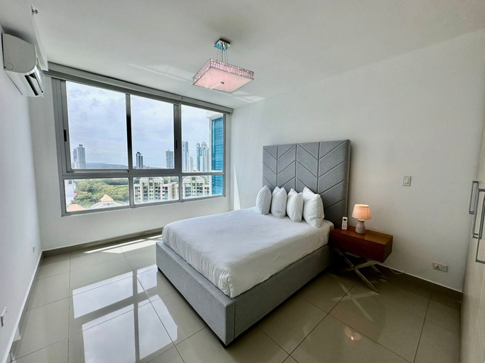Room 4, Gold Tower - Bright 3 BDR Apt in Costa del Este, Panamá