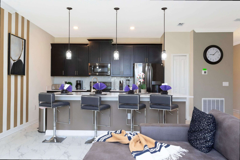 Room 3, Stylish 4Bd w Lake View Pool Kids Themed Room, Osceola