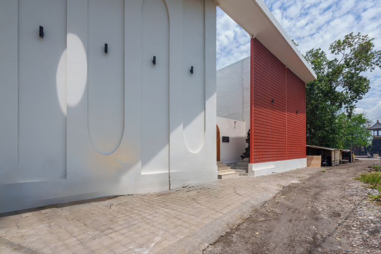 Exterior & Views 2, Mila Apartment, Badung