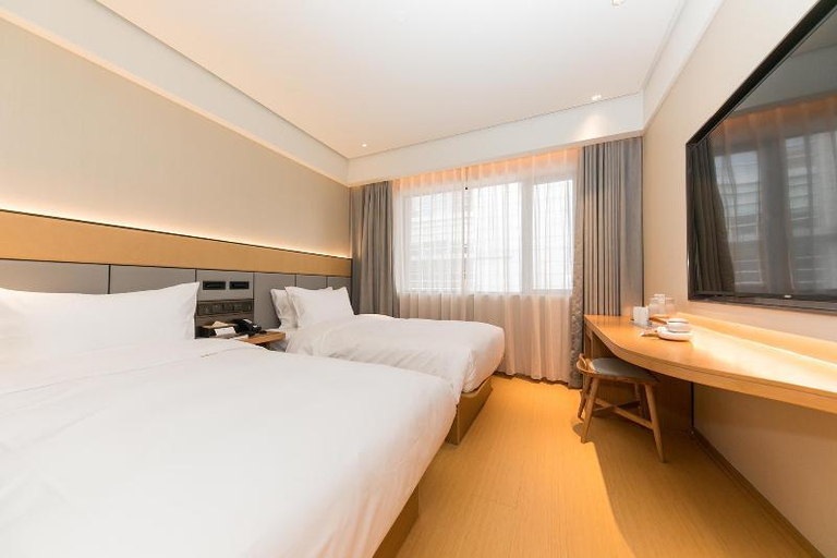 Bedroom 3, Ji Hotel Shanghai Xujiahui, Shanghai