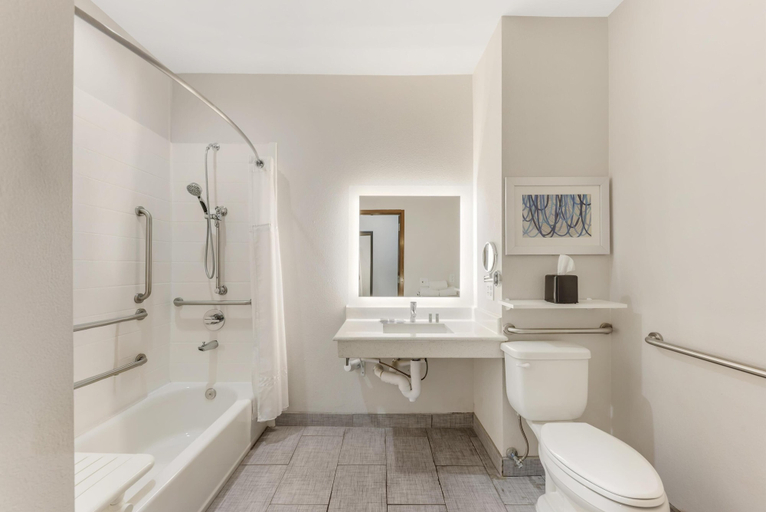 Bathroom 5, Best Western Green Oaks Inn & Suites, Wilson