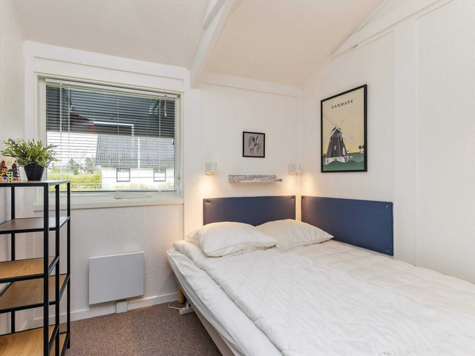 Bedroom 2, 4 Star Holiday Home in Hals, Aalborg