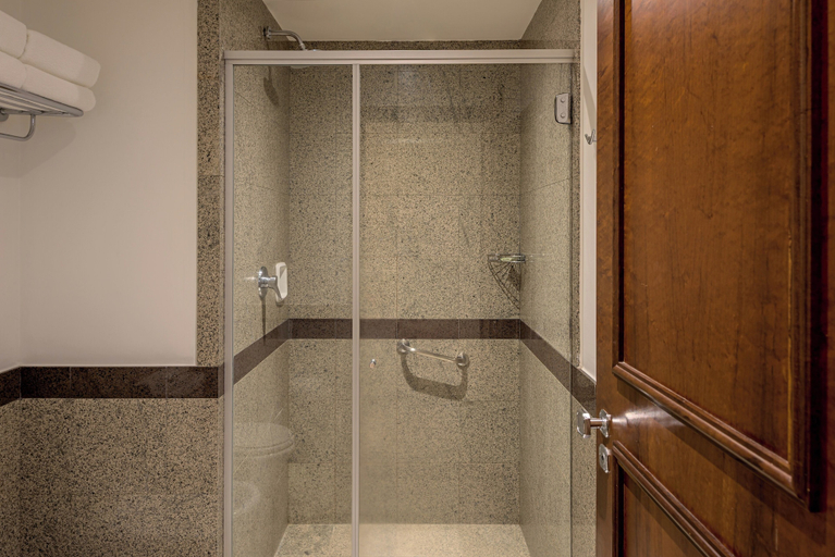Bathroom 5, Bourbon Resort Atibaia, Atibaia