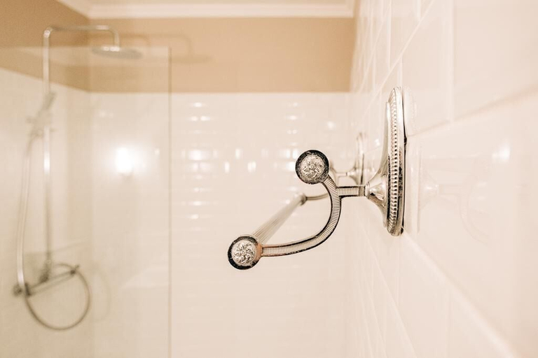 Bathroom 4, Chateau des Jacobins, Lot-et-Garonne