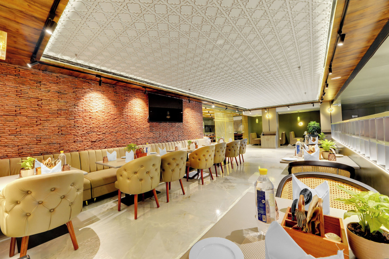 Food & Drinks 5, Rajawat The Fern An Ecotel Hotel, Kanpur Dehat