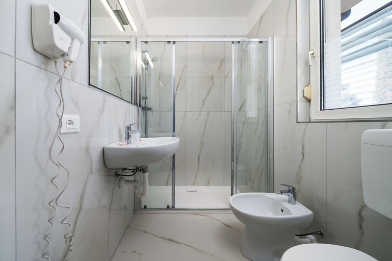 Bathroom 4, Hotel Centro Turistico Gardesano, Verona