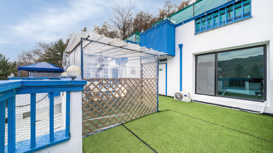 Exterior & Views 2, Chuncheon Dogandstay, Chuncheon