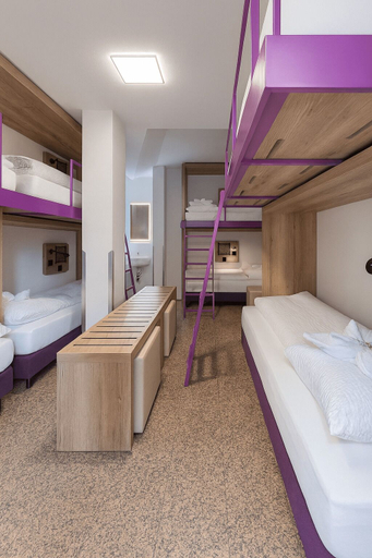 Bedroom 4, Hotelkonkurrenz, Nürnberg