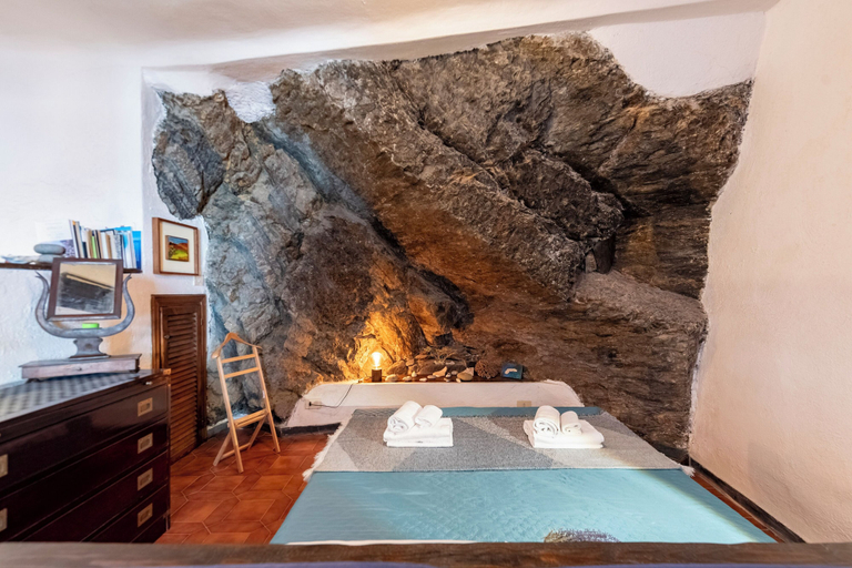 Living room 3, Antica Roccia Apartment In Vernazza, La Spezia