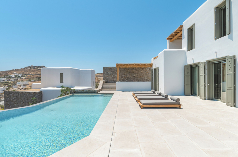 Sport & Beauty 5, Ornos Villas by Alissachni Mykonos, South Aegean