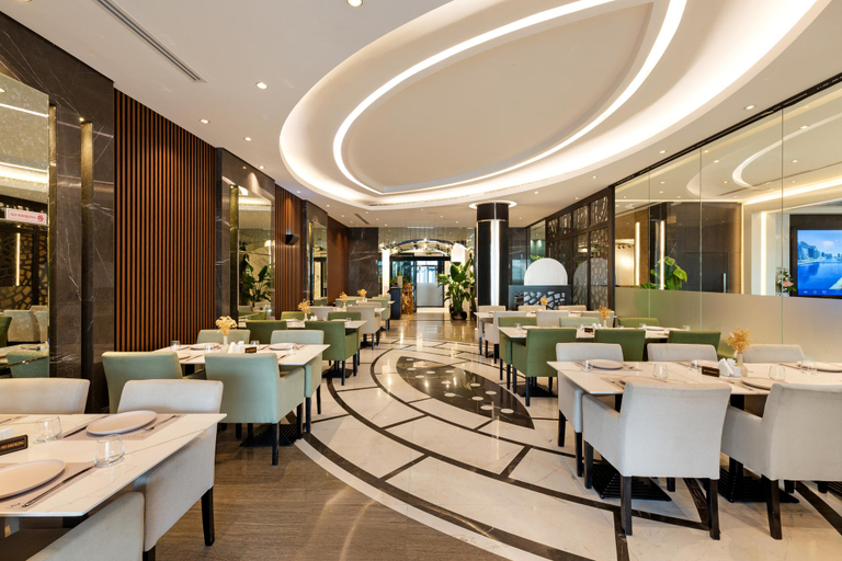 Food & Drinks 5, Royal Continental Suites, Dubai
