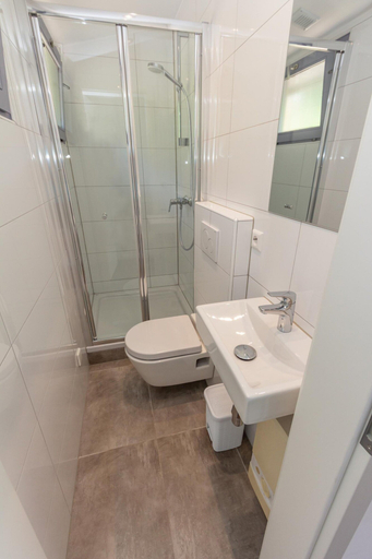 Bathroom 2, Nature Nest in Waxweiler, Eifelkreis Bitburg-Prüm
