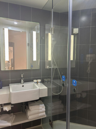 Bathroom 4, Hanting Hotel Shanghai Baosteel Yueluo Highway, Shanghai