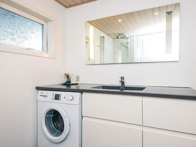 Bathroom 4, 4 Star Holiday Home in Hjorring, Hjørring