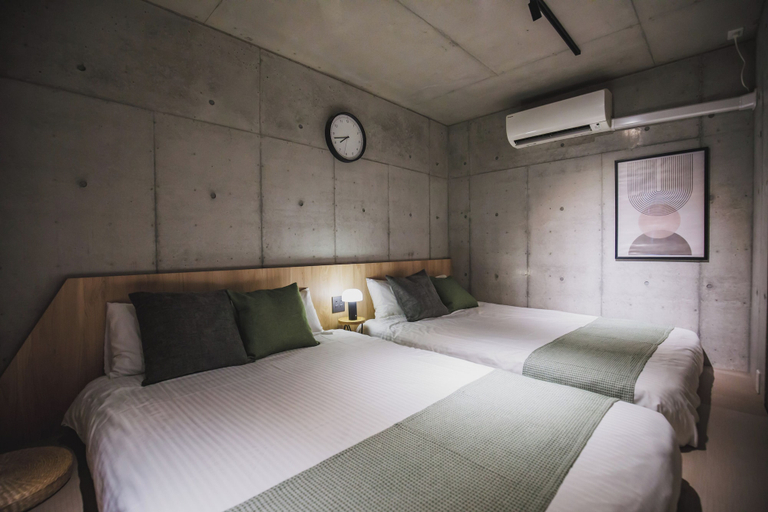 Room 5, Namba X, Osaka