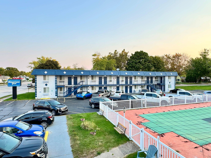 Exterior & Views 2, Rodeway Inn St. Joseph, Berrien