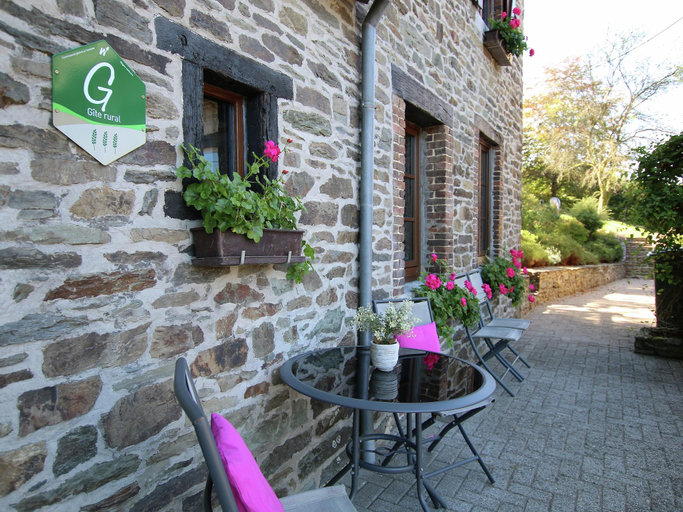 Others 3, Forest Hideaway, Baillamont, Namur