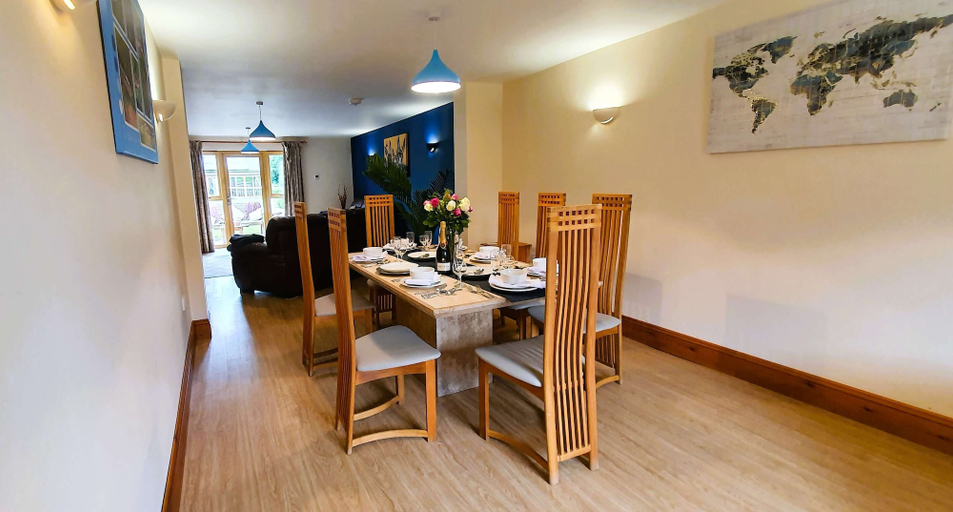 Food & Drinks, The Victorian Barn self catering holidays with pool & hot tubs, Dorset