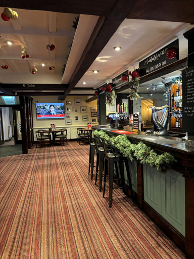 Food & Drinks 4, Premier Roomz Two Mills, Cheshire West and Chester