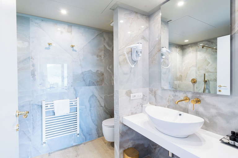 Bathroom 5, Borgo Le Terrazze, Como