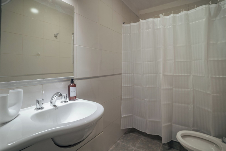 Bathroom 2, Hestia at Talcahuano 1100, Distrito Federal