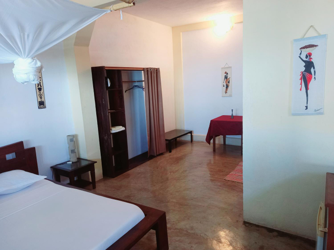 Bedroom 2, Hotel chez Pat, Diana