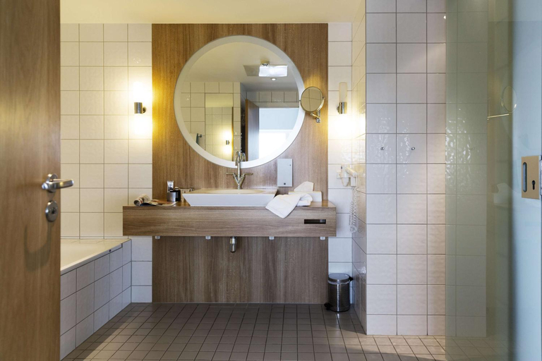 Bathroom 3, First Hotel Europa, Aalborg