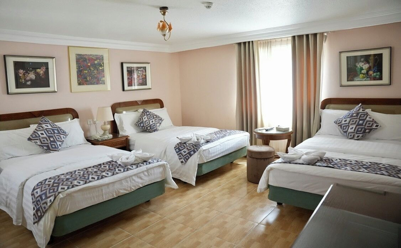 Bedroom 2, Mass Plaza Hotel, Aqaba