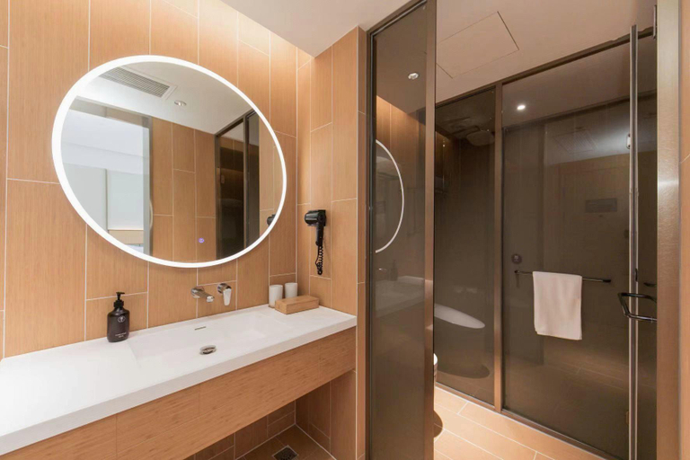 Bathroom 4, Ji Hotel Shanghai Hongqiao Maotai Road, Shanghai