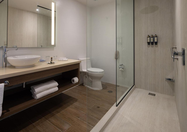 Bathroom 5, Aranwa Paracas Resort & Spa, Pisco
