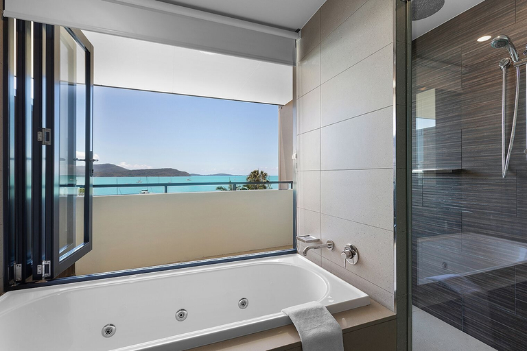 Bathroom 5, Mirage Whitsundays, Whitsunday