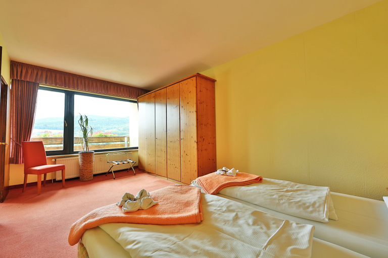 Bedroom 4, Der Wolfshof, Goslar