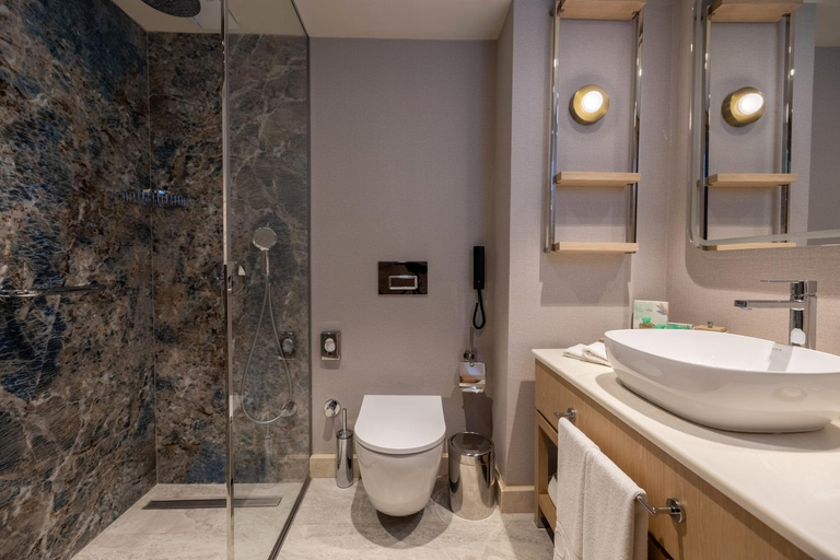Bathroom 5, Gloria Golf Resort, Serik