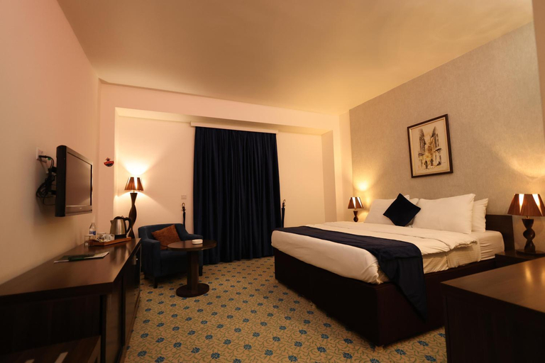 Bedroom 3, فندق بغداد Baghdad International Hotel, Adhamiya