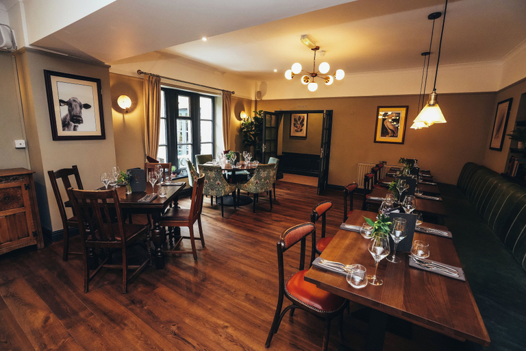 Food & Drinks 5, The George - Hathersage, Derbyshire