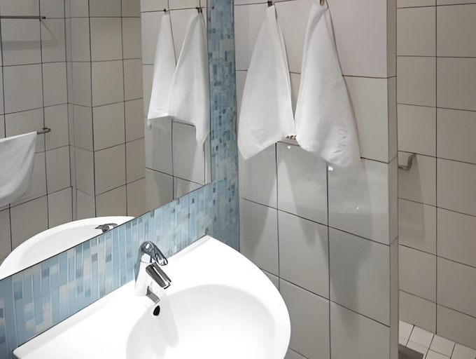 Bathroom 4, Centro Hotel Turku, Finland Proper