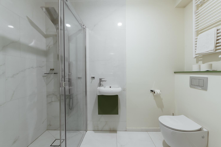 Bathroom 5, Hotel Svicarija, Dobrna