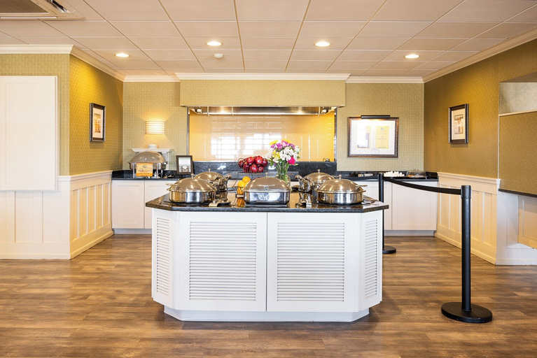 Food & Drinks 5, AmishView Inn and Suites, Lancaster