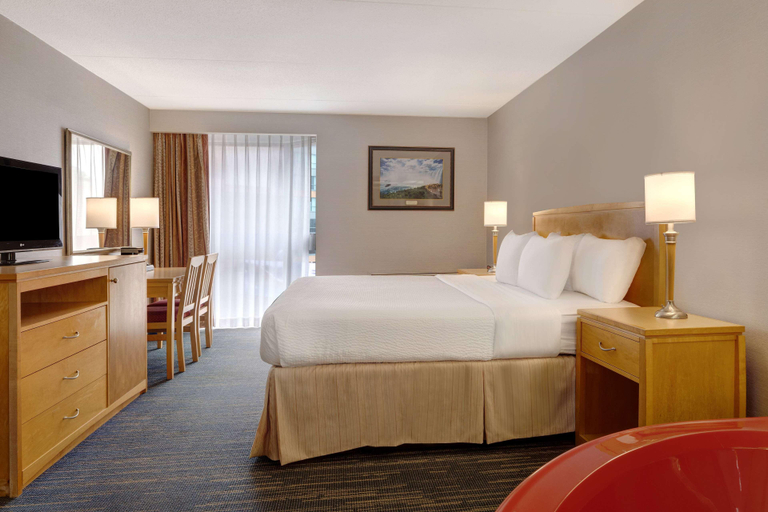 Bedroom 3, Days Inn by Wyndham Niagara Falls Near The Falls, Niagara
